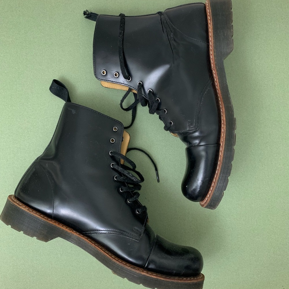 Men’s Vintage Dr. Marten Boots
